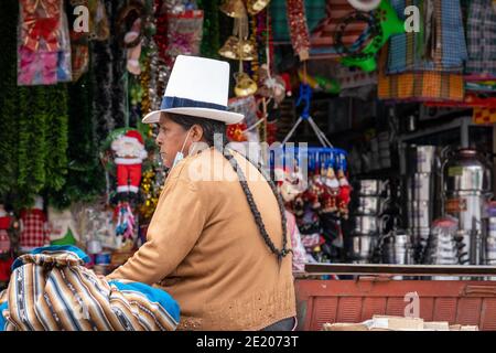Lokaler Verkäufer in Urubamba, Peru Stockfoto