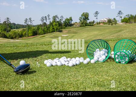 Alabama Greenville Cambrian Ridge Golfplatz, Robert Trent Jones Golf Trail Clubbälle üben Driving Range, Golfer, Stockfoto