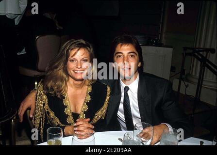 Scott BAIO und Kay Lenz 1989 Quelle: Ralph Dominguez/MediaPunch Stockfoto