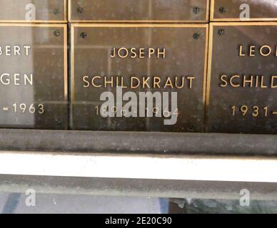 Los Angeles, Kalifornien, USA 10. Januar 2021 EINE allgemeine Sicht auf die Atmosphäre von Joseph Schildkrauts Grab/Nische im Beth Olam Mausoleum auf dem Hollywood Forever Cemetery am 10. Januar 2021 in Los Angeles, Kalifornien, USA. Foto von Barry King/Alamy Stockfoto Stockfoto