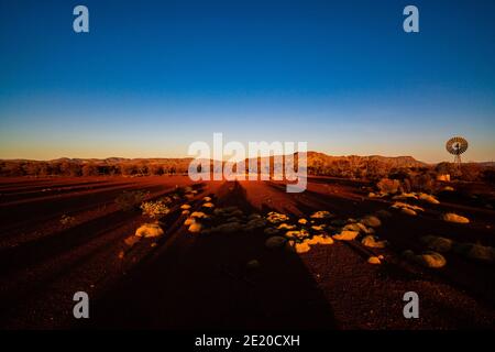 Sonnenuntergang und die Hammersley Ranges, Karijini National Park, Western Australia Stockfoto