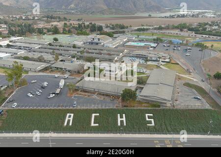 Eine Luftaufnahme der Adolfo Camarillo High School, Mittwoch, 6. Januar 2021, in Camarillo, Kalifornien. Stockfoto