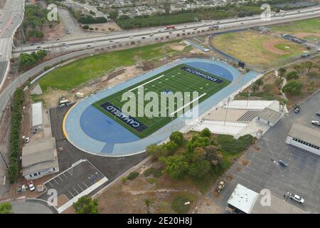 Eine Luftaufnahme von Adolfo Camarillo High School Track und Fußballplatz, Mittwoch, 6. Januar 2021, in Camarillo, Kalifornien. Stockfoto