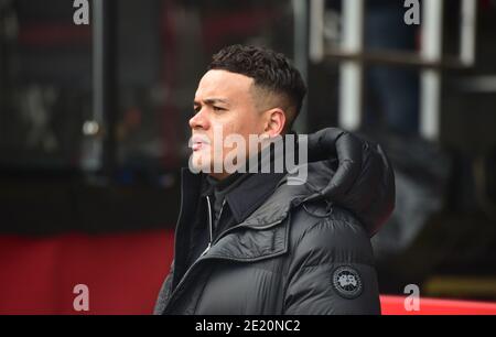 Ehemaliger Spieler Jermaine Jenas Football Pundit für die BBC während des Emirates FA Cup-Spiels in der dritten Runde zwischen Crawley Town und Leeds United im People's Pension Stadium , Crawley , Großbritannien - 10. Januar 2021 Photo Simon Dack/Tele Images. - Nur redaktionelle Verwendung. Kein Merchandising. Für Fußballbilder gelten Einschränkungen für FA und Premier League. Keine Nutzung von Internet/Mobilgeräten ohne FAPL-Lizenz. Weitere Informationen erhalten Sie von Football Dataco Stockfoto