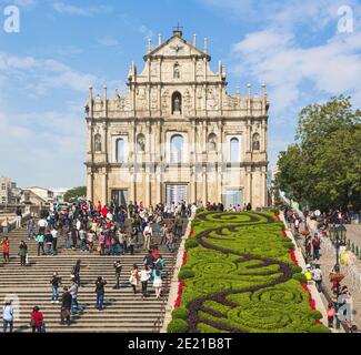 Macau, China. Ruinen der Kathedrale St. Paul aus dem 17. Jahrhundert. Ruinas do Sao Paulo. Nur die Fassade bleibt erhalten. St. Paul's ist Teil der historischen Stockfoto