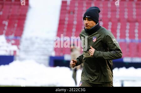 Madrid, Spanien. Januar 2021. Atletico de Madrid Trainingseinheit im Wanda Metropolitano Stadion ohne Schnee vor dem La Liga Spiel gegen Athletic Club Bilbao. Madrid 11. Januar 2021 Entrenamiento del Atlético de Madrid en el estadio Wanda Metropolitano ya limpio de nieve antes del partido de Liga contra el Athletic Club de Bilbao. Madrid 11 de enero de 2021 Spieler: Gimenez POOL/ Atletico de Madrid/Cordon Presse nur zur redaktionellen Verwendung Kredit: CORDON PRESS/Alamy Live News Stockfoto