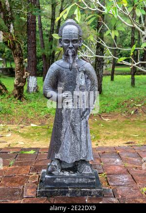 Khai Dinh Königliches Grab in Hue, Vietnam. Schutzstatuen. Stockfoto