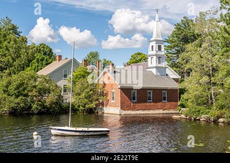 Die Gemeindekirche von Harrisville und Chesham Stockfoto