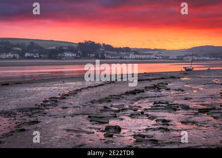 Appledore, North Devon, England. Sonntag, 10. Januar 2021. Wetter in Großbritannien. Bei klarem Himmel fallen die Temperaturen über Nacht in North D auf knapp über den Gefrierpunkt Stockfoto