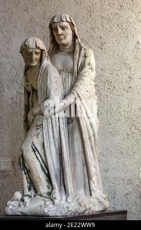 VERONA, ITALIEN - 1. MAI 2016: Frauenstatue im Castelvecchio Museum. Verona, Italien Stockfoto