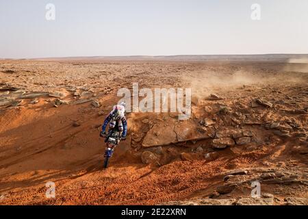 99 Vega Puerta Javier (esp), Yamaha, Pont Grup Yamaha, Original von Motul, Moto, Bike, Action Crash, Unfall während der 8. Etappe der Dakar 2021 zwischen Sakaka und Neom, in Saudi-Arabien am 11. Januar 2021 - Foto FrÃ©dÃ©ric Le Floc'h / DPPI / LiveMedia Stockfoto