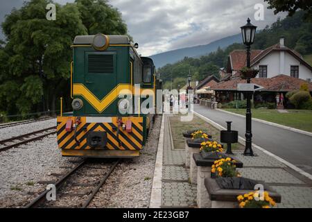 Schmalspurbahn am Bahnhof Stockfoto
