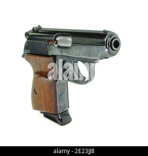 Nahaufnahme von Walther PPK Handfeuerpistole cal. 7,65 mm Stockfoto