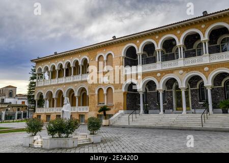 Bischofspalast, Statue, Makarios III., Nikosia, Republik Zypern Stockfoto