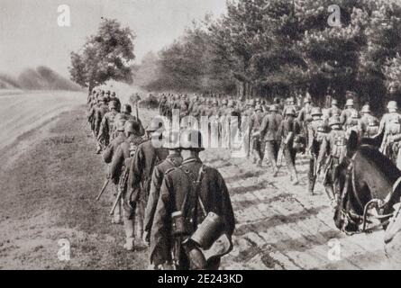 Deutsche Infanterie auf dem Vormarsch. Ukraine, 1941 Stockfoto