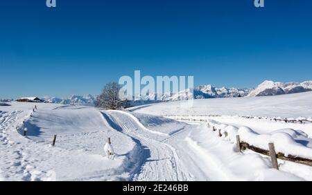 Der Berg nach dem Schneefall Stockfoto