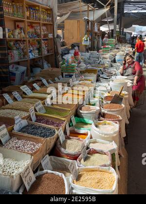 Osch-Bazaar. Die Hauptstadt Bischkek . Asien, Zentralasien, Kirgisistan Stockfoto