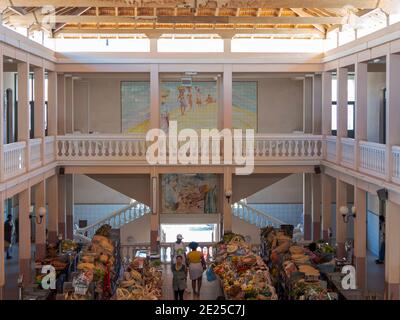 Städtischer Flughafen Mercado. Stadt Mindelo, ein Seehafen auf der Insel Sao Vicente, Kap Verde im äquatorialatlantik. Afrika, April Stockfoto