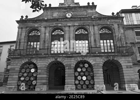 Rathaus (18. Jahrhundert) an der Plaza de la Paz in Haro, La Rioja, Spanien Stockfoto