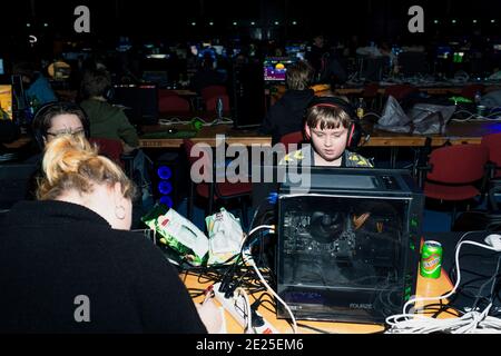 Roskilde, Dänemark. Februar 2020. Computerspieler besuchen eine LAN-Party beim Gaming Festival GG Festival 2020 in Roskilde. (Foto: Gonzales Photo - Mathias Eis Schultz). Stockfoto