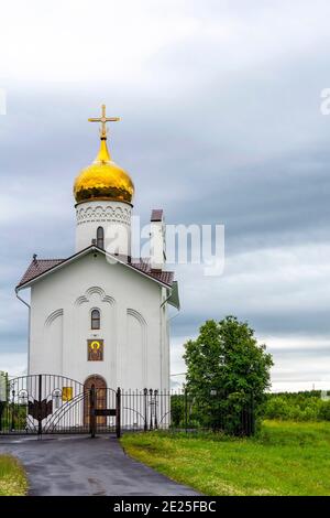 Orthodoxe Kapelle der Herabkunft des Heiligen Geistes in der Stadt Taiga, Kemerowo Region-Kuzbass Stockfoto