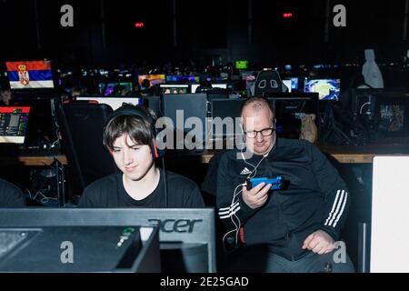 Roskilde, Dänemark. Februar 2020. Computerspieler besuchen eine LAN-Party beim Gaming Festival GG Festival 2020 in Roskilde. (Foto: Gonzales Photo - Mathias Eis Schultz). Stockfoto