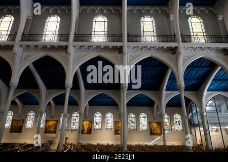 Kirche Saint Honore d'Eylau, Paris, Frankreich. Kirchenschiff. Stockfoto