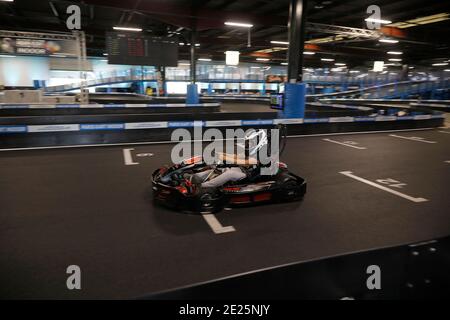 Junge auf einem Go-Kart in Wissous, Frankreich Stockfoto