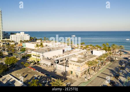 Luftbildgeschäfte auf dem Las Olas Boulevard in Strandnähe Fort Lauderdale Reiseziel Stockfoto