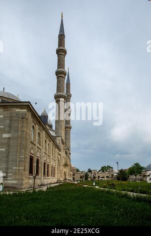 Edirne / Türkei, Mai 14 2019: Außenansicht der prachtvollen Selimiye Moschee, erbaut vom berühmten kaiserlichen Architekten Mimar Sinan und im Auftrag der O Stockfoto