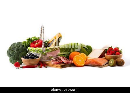 Sortiment an gesunden Lebensmitteln isoliert auf weißem Hintergrund Stockfoto