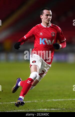 Charlton Athletic's Liam Millar in Aktion während des Sky Bet League One Matches im The Valley, London. Stockfoto