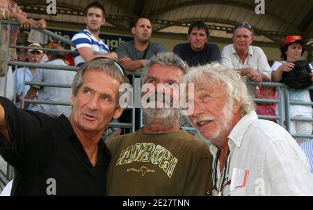 Schauspieler Pierre Richard beim superleague Rugby Spiel Catalans Dragons vs Warrington Wolves. Wölfe gewannen am 20. August 2011 im Gilbert Brutus-Stadion in Perpignan, Frankreich, 12 - 25. Foto von Michel Clementz/ABACAPRESS.COM Stockfoto