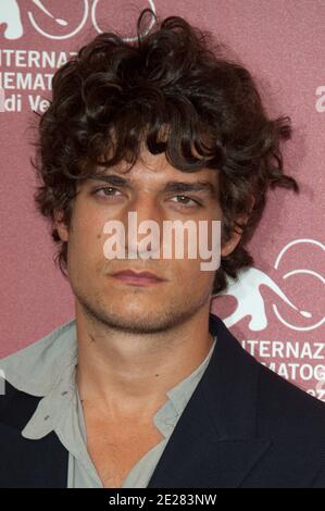 Louis Garrel, der am 2. September 2011 im Palazzo del Casino in Venedig, Italien, an der Fotocall für "UN Ete Brulant" während des 68. Internationalen Filmfestivals von Venedig, Mostra Internazionale d'Arte Cinematografica, teilnahm. Foto von Nicolas Genin/ABACAPRESS.COM Stockfoto