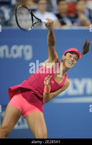 Danemarks Caroline Wozniacki im Kampf gegen die USA Vania King am 6. Tag bei den US Open, in Flushing Meadows, New York City, NY, USA, 3. September 2011. Foto von Mehdi Taamallah/ABACAPRESS.COM Stockfoto