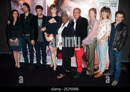 Besetzung des Films, darunter Firmine Richard, Remi Bezancon, Louise Bourgoin und Pio Marmai bei der Premiere des Films 'UN Heureux Evenement', der am 26. September 2011 im UGC Cine Cite Bercy Theater in Paris, Frankreich, stattfand. Foto von Nicolas Genin/ABACAPRESS.COM Stockfoto