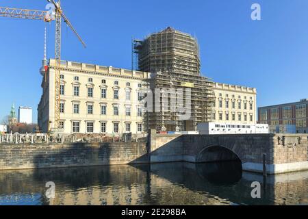 Westfassade, Humboldtforum, Schloßplatz, Mitte, Berlin, Deutschland Stockfoto