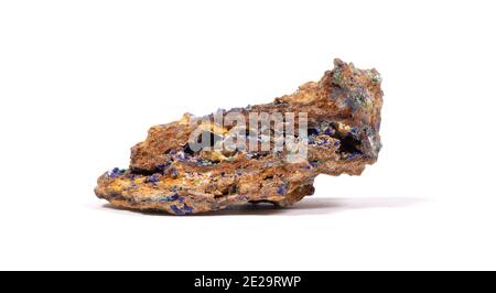 Malachit - Azurit Mineralstein, auf weißem Hintergrund Stockfoto