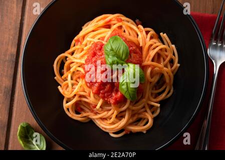 Gericht von klassischen Spaghetti mit Tomatensauce, italienische Küche Stockfoto