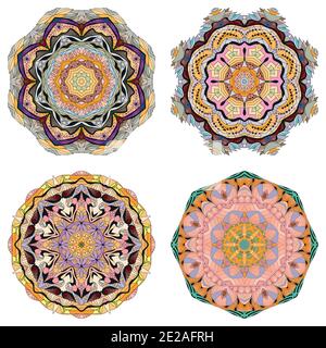 Handgemaltes Kunstdesign. Farbe handgezeichnete Illustration Set von 4 Mandalas für die Dekoration Stock Vektor