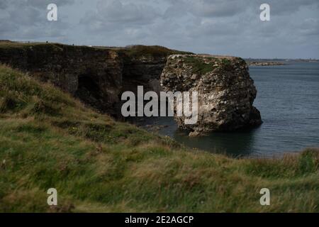 Marsden Rock and Stacks im September vor den South Shields 2020 Stockfoto