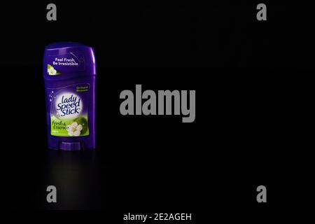 Lady Speed Stick Deodorant Antitranspirant auf schwarz isoliert. Bukarest, Rumänien, 20221 Stockfoto