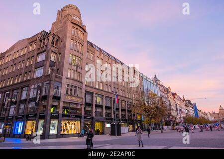 Vaclavske namesti, Wenzelsplatz, Nove mesto, Prag, Tschechische Republik Stockfoto