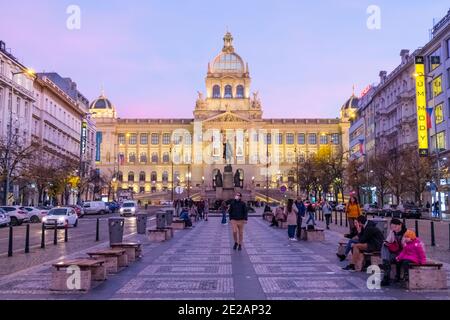 Narodni Muzeum, Nationalmuseum Hauptgebäude, Vaclavske namesti, Wenzelsplatz, Prag, Tschechische Republik Stockfoto