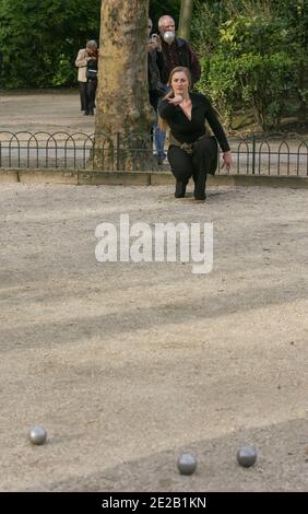 PETANQUE IM JARDIN DU LUXEMBOURG, PARIS Stockfoto