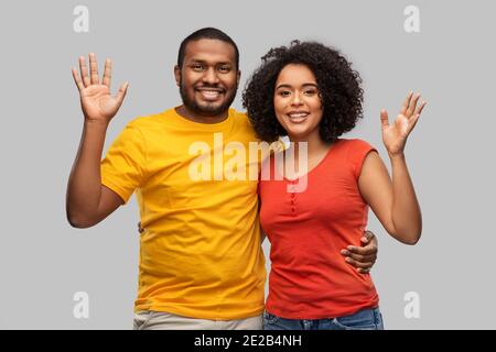 Gerne afrikanische amerikanische Paar umarmen Stockfoto
