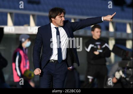 Florenz, Italien. Januar 2021. Florenz, Italien, Artemio Franchi Stadion, 13. Januar 2021, Antonio Conte von FC Inter Gesten während ACF Fiorentina gegen FC Internazionale - Italienischer Fußball Coppa Italia Spiel Credit: Matteo Papini/LPS/ZUMA Wire/Alamy Live News Stockfoto