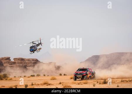 Al Ula, Saudi-Arabien. Januar 2021. 307 Przygonski Jakub (pol), Gottschalk Timo (deu), Toyota, Overdrive Toyota, Auto, Aktion während der 10. Etappe der Dakar 2021 zwischen Neom und Al-Ula, in Saudi-Arabien am 13. Januar 2021 - Foto Antonin Vincent/DPPI/LM Credit: Gruppo Editoriale LiveMedia/Alamy Live News Stockfoto