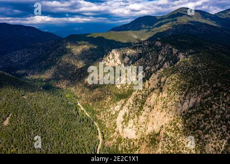 US-64 Cimarron, Cimarron Canyon State Park, New Mexico, USA Stockfoto