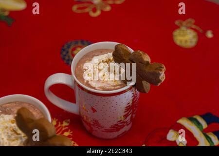 Heiße Schokolade, auch als heißer Kakao oder Trinkschokolade bekannt Stockfoto